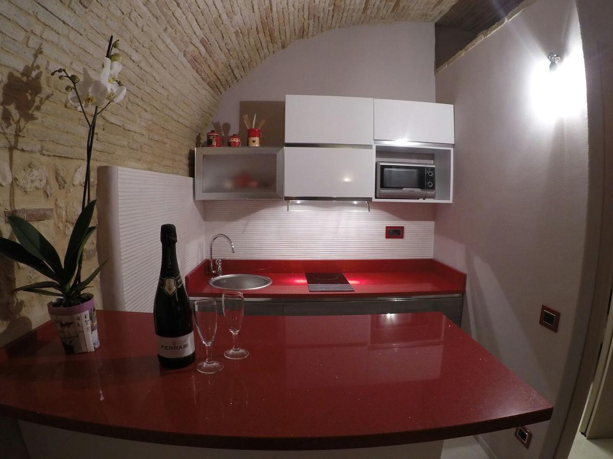Al Castello Apartment Каляри Екстериор снимка